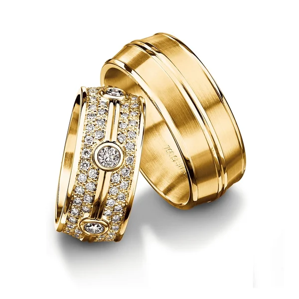 Zenubia_Schmuck_Zuerich_Winterthur_Furrer_Jacot_08