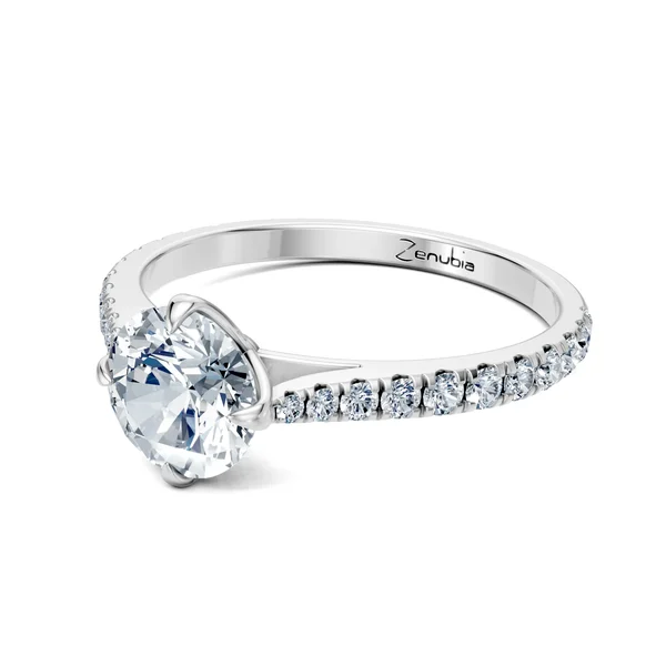 Zenubia_Schmuck_Winterthur_Verlobungsring_SUZANA_LD_side_Weissgold