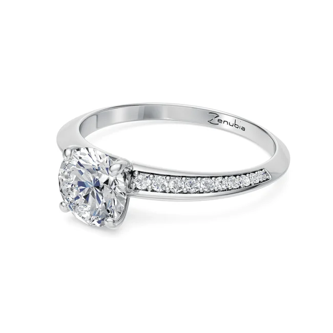 Zenubia_Schmuck_Winterthur_Verlobungsring_SABINA_side_Weissgold