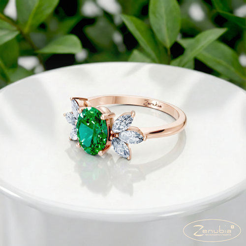 Elena_PodestNormalROSE_ELENA_Verlobungsring_Zenubia_Rosegold_Podest