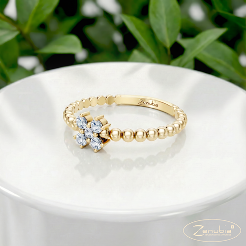 Elin_PodestNormalGELB_ELIN_Verlobungsring_Zenubia_Gelbgold_Podest