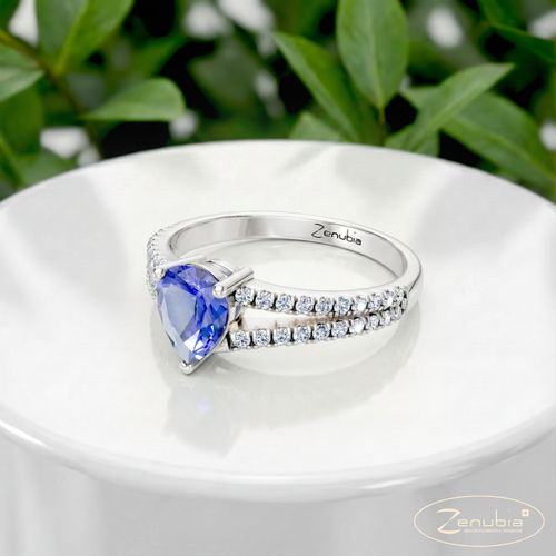 Florence_PodestNormalPLATIN_FLORENCE_Verlobungsring_Zenubia_Platin_Podest