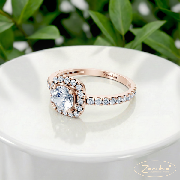 Leonora_PodestNormalROSE_LEONORA_Verlobungsring_Zenubia_Rosegold_Podest