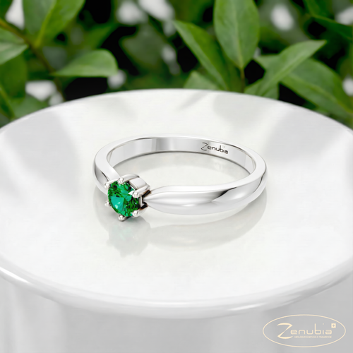 Maia_PodestNormalPLATIN_MAIA_Verlobungsring_Zenubia_Platin_Podest