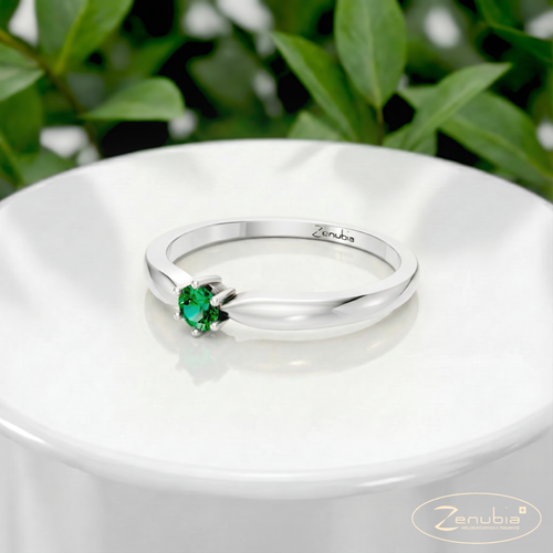 Manuela_PodestNormalPLATIN_MANUELA_Verlobungsring_Zenubia_Platin_Podest