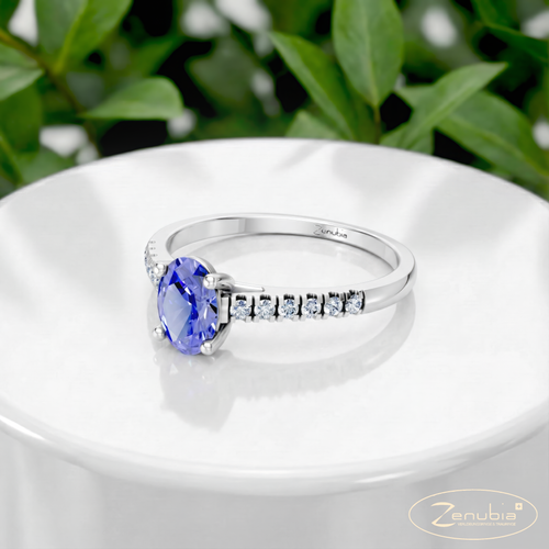 Rahel_PodestNormalPLATIN_RAHEL_Verlobungsring_Zenubia_Platin_Podest