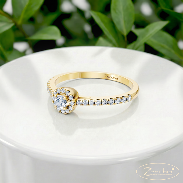 Sophia_PodestNormalGELB_SOPHIA_Verlobungsring_Zenubia_Gelbgold_Podest