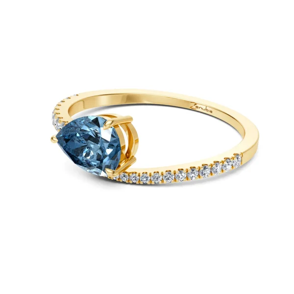 Zenubia_Schmuck_Winterthur_Verlobungsring_CLARA_side__0002