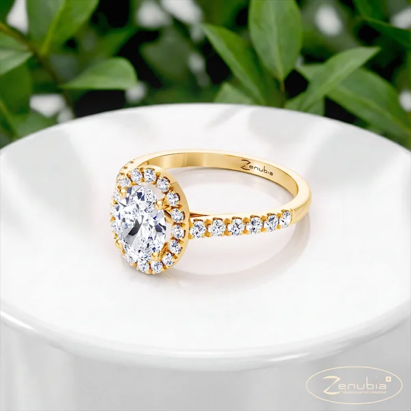 Alexandra_podium_Zenubia_Schmuck_Winterthur_Verlobungsring_Alexandra-_podium_0008