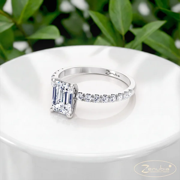 Alona_podium_Zenubia_Schmuck_Winterthur_Verlobungsring_Alona_podium_0016-2
