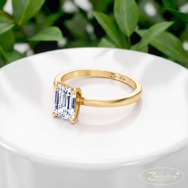 Anastasia-LD_podium_Zenubia_Schmuck_Winterthur_Verlobungsring_Anastasia_podium_0020
