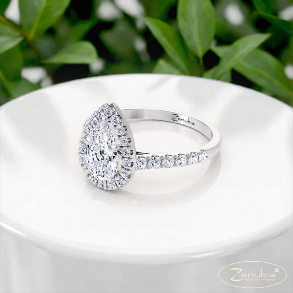 Ariana_podium_Zenubia_Schmuck_Winterthur_Verlobungsring_Ariana_podium_0025-2